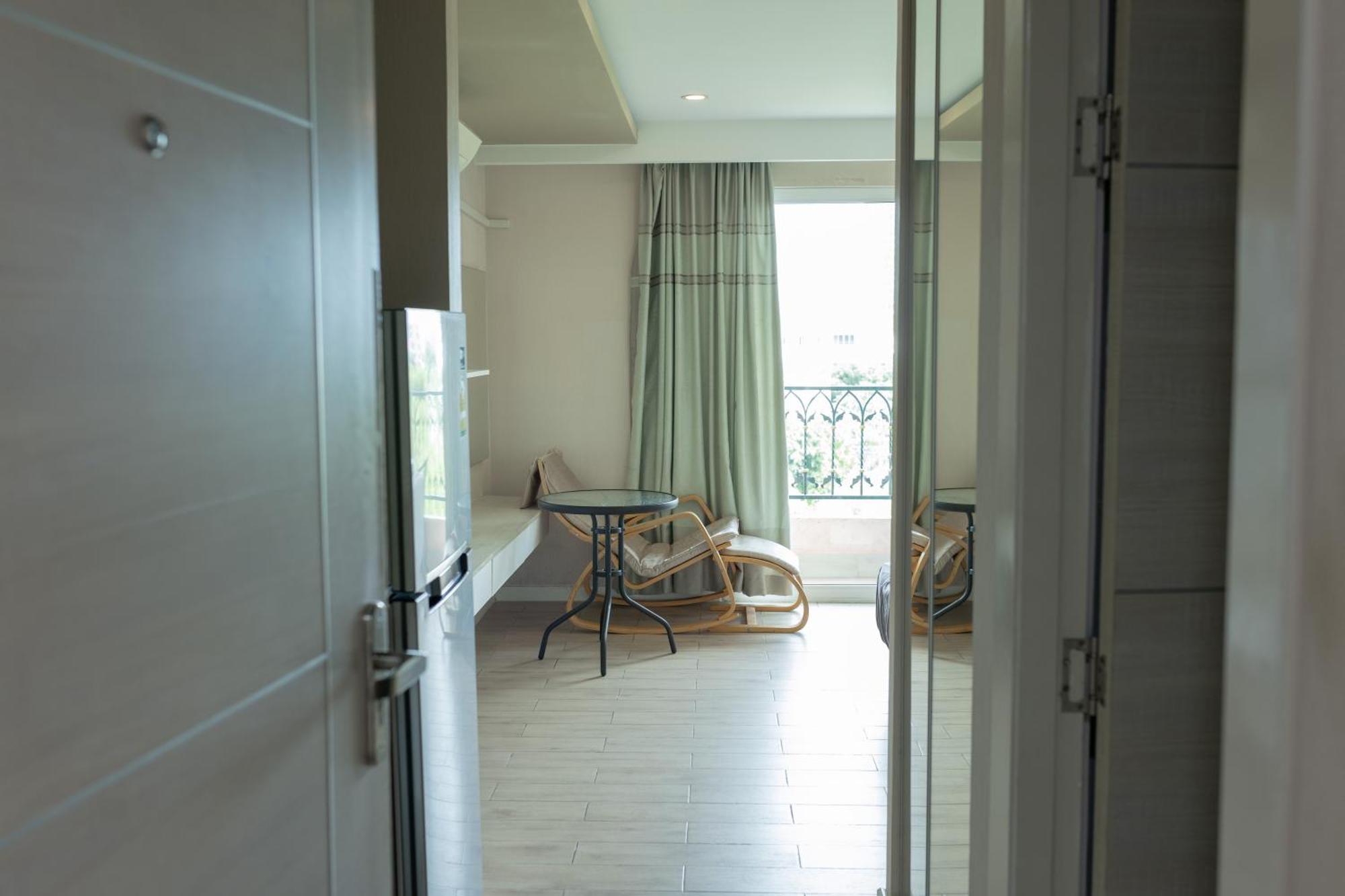 Seven Seas Condo Resort Jomtien Beach Exterior foto